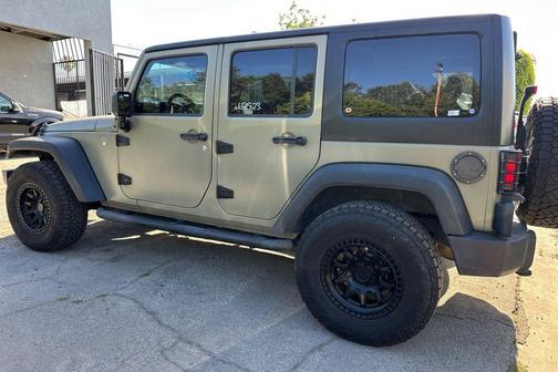 Billet Silver Metallic Clearcoat 2016 Jeep Wrangler Unlimited Sport