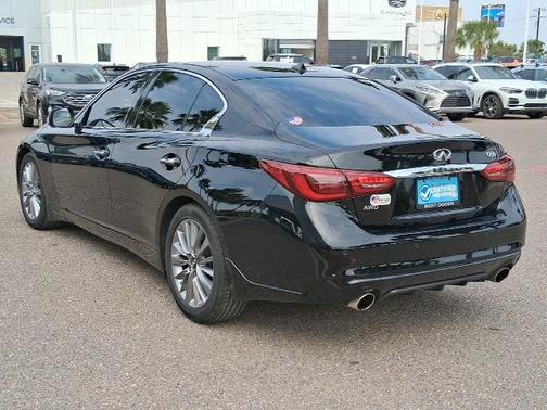 Black Obsidian 2022 INFINITI Q50 LUXE
