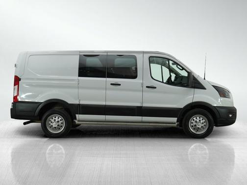 2023 Ford Transit-250