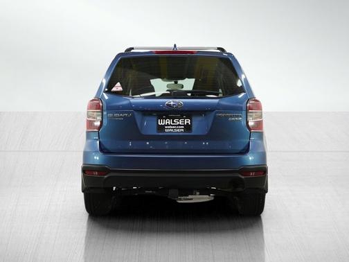 2016 Subaru Forester 2.5i