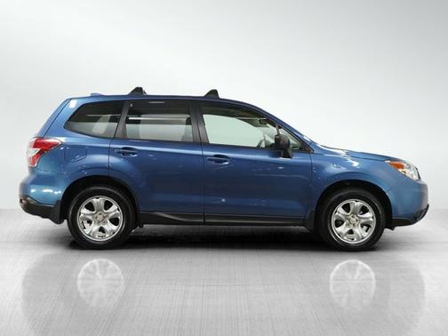 2016 Subaru Forester 2.5i