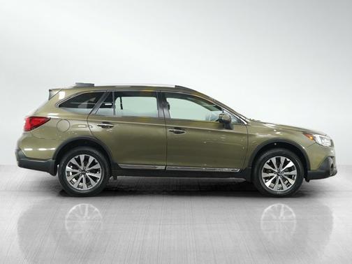 2018 Subaru Outback 2.5i Touring