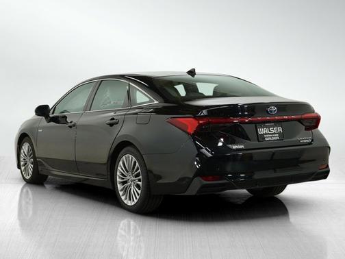 2019 Toyota Avalon Hybrid Limited