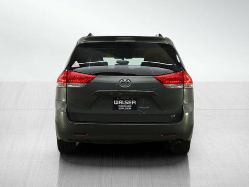 2014 Toyota Sienna LE