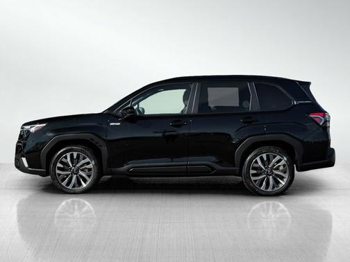 Crystal Black Pearl 2026 Subaru Forester Touring Hybrid