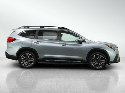 Ice Silver Metallic 2023 Subaru Ascent Limited