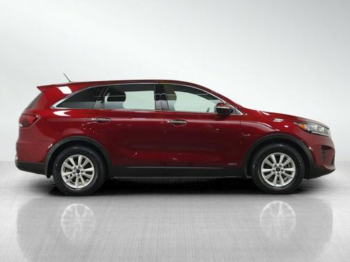 Passion Red 2019 Kia Sorento LX