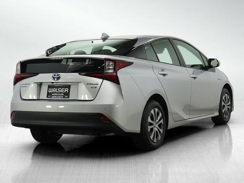 2020 Toyota Prius XLE