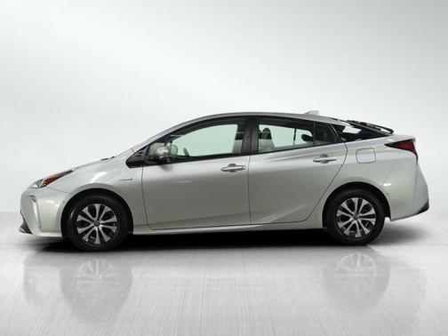 2020 Toyota Prius XLE