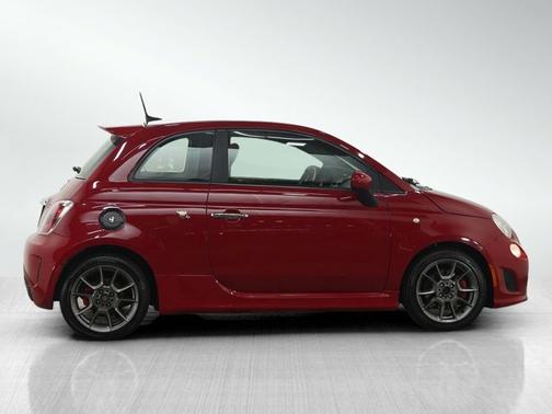 2016 FIAT 500 Abarth