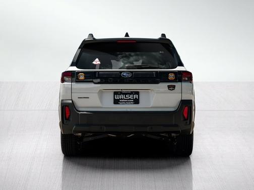 Crystal White Pearl 2026 Subaru Outback Wilderness