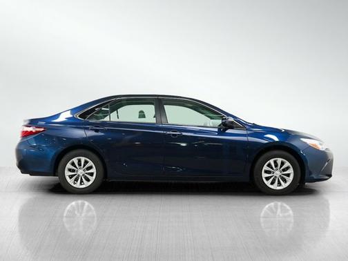 Pearl 2015 Toyota Camry LE