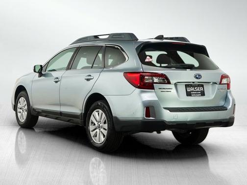 Ice Silver Metallic 2017 Subaru Outback Premium