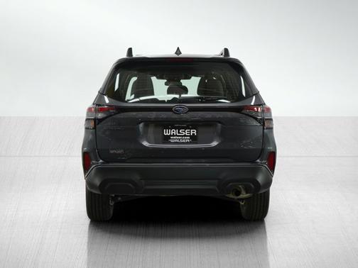 2025 Subaru Forester Base