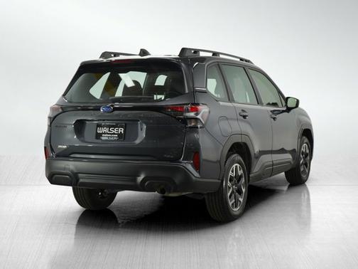 2025 Subaru Forester Base