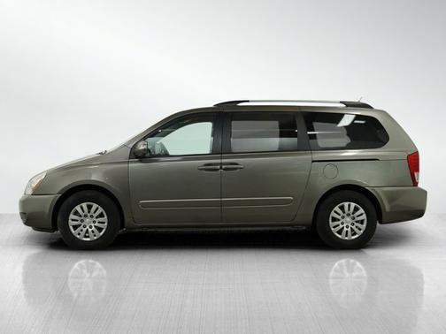 2011 Kia Sedona LX