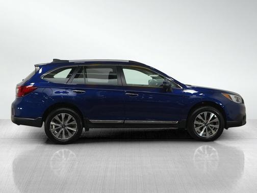 2017 Subaru Outback Touring