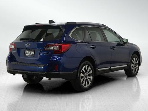 2017 Subaru Outback Touring