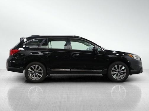 2017 Subaru Outback Touring