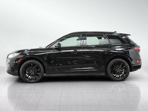 Infinite Black Metallic Clearcoat 2024 Lincoln Corsair Reserve