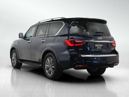 2022 INFINITI QX80 LUXE