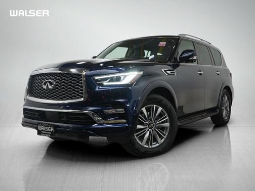2022 INFINITI QX80 LUXE