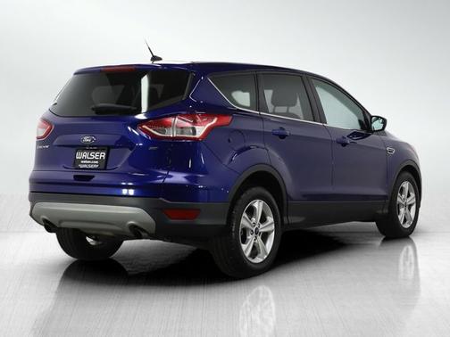 Blue 2016 Ford Escape SE