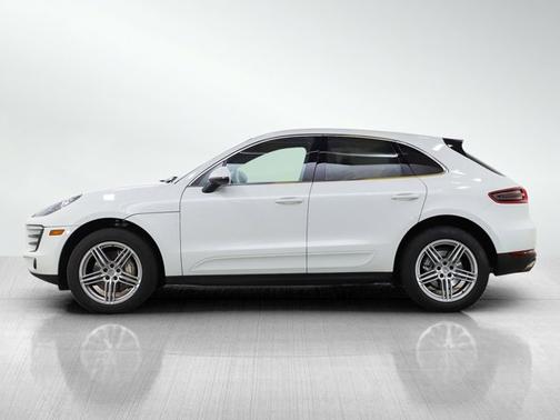 White 2017 Porsche Macan S
