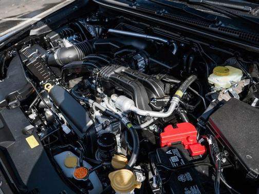 Crystal Black Pearl 2026 Subaru Crosstrek