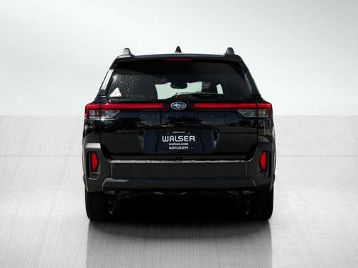 Crystal Black Pearl 2026 Subaru Outback Limited XT