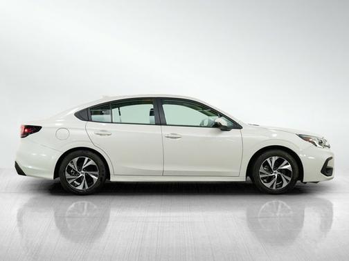Crystal White Pearl 2025 Subaru Legacy Premium