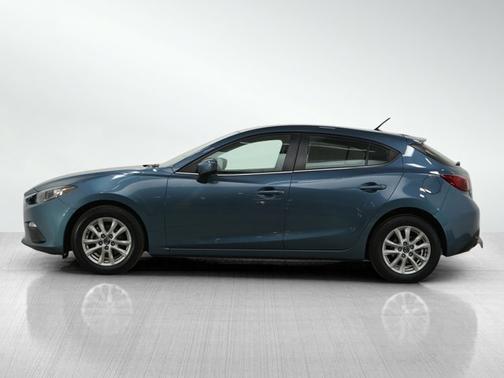 2016 Mazda Mazda3 i Sport