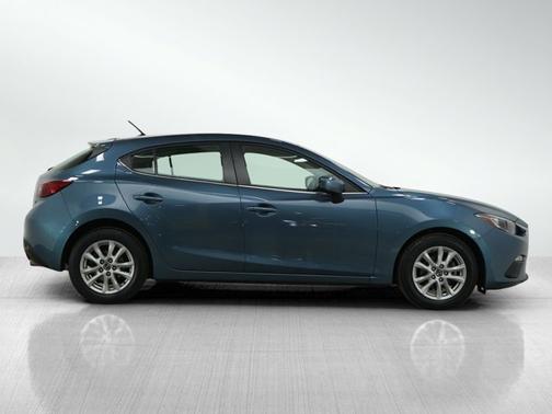 2016 Mazda Mazda3 i Sport
