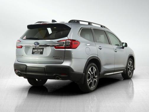 Ice Silver Metallic 2023 Subaru Ascent Limited