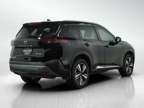 2022 Nissan Rogue SL