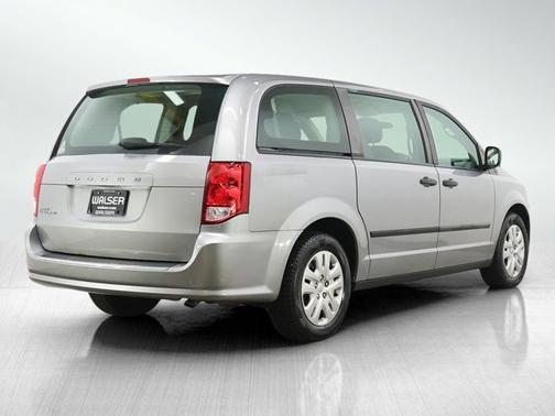 Billet Silver Metallic Clearcoat 2015 Dodge Grand Caravan American Value Pkg