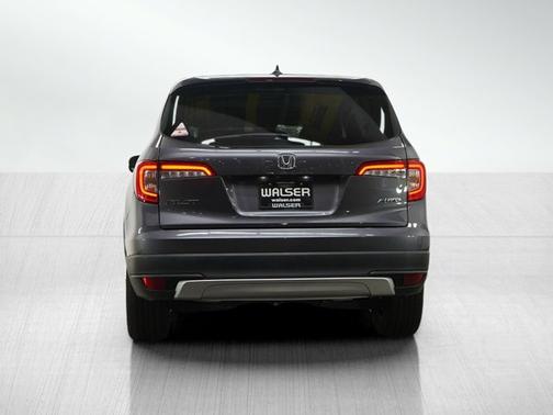 Modern Steel Metallic 2019 Honda Pilot EX-L