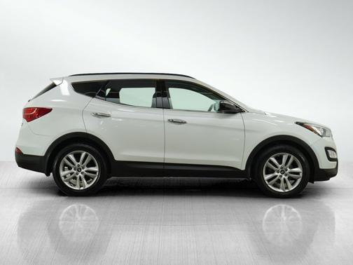 2016 Hyundai Santa Fe Sport 2.0L Turbo