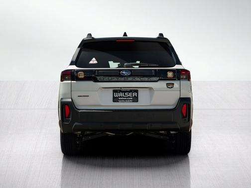 Crystal White Pearl 2026 Subaru Outback Wilderness
