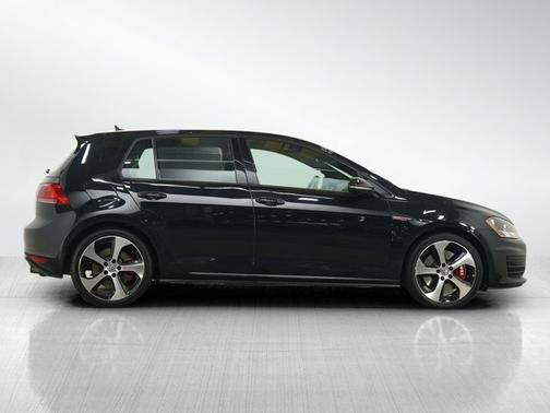 2017 Volkswagen Golf GTI SE