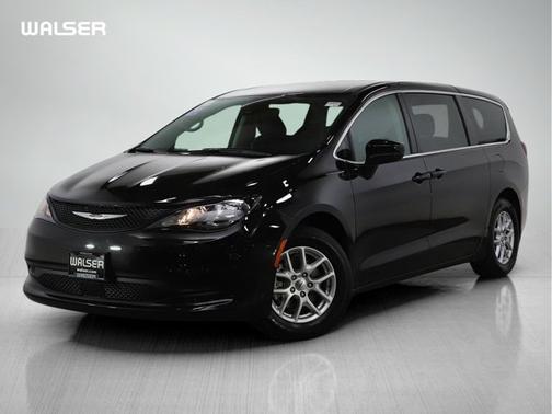 2024 Chrysler Voyager LX