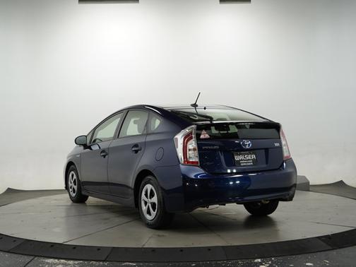 2014 Toyota Prius Two