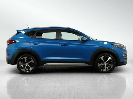 2017 Hyundai TUCSON Sport