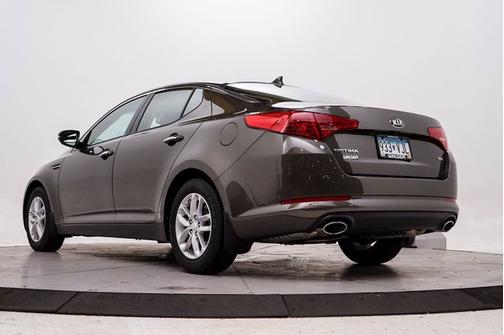 Photo 5 of 28 of 2013 Kia Optima LX