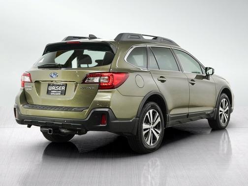 Wilderness Green Metallic 2019 Subaru Outback 2.5i Limited