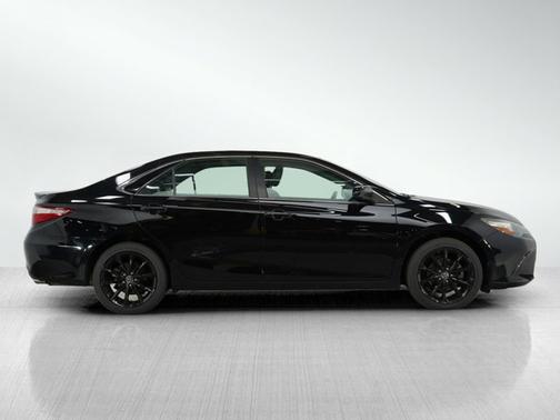 2016 Toyota Camry XSE