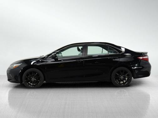 2016 Toyota Camry XSE