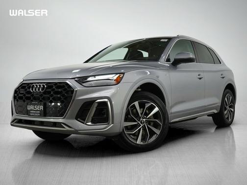 2023 Audi Q5 S line Premium Plus