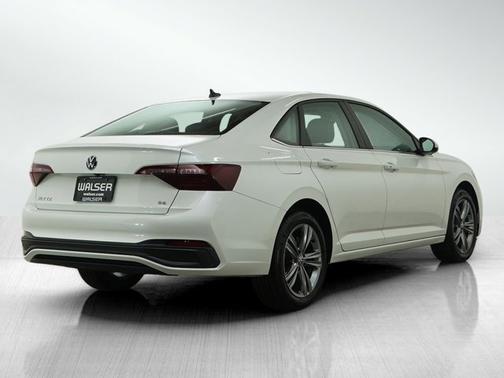 2023 Volkswagen Jetta SE