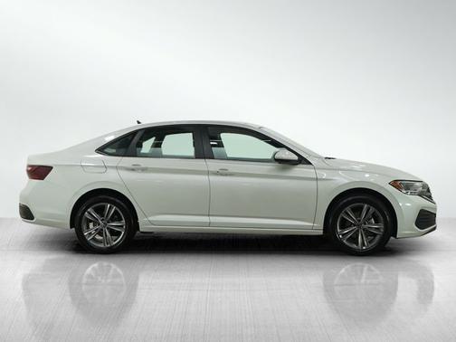 2023 Volkswagen Jetta SE